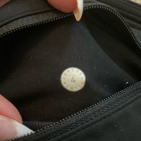 Lululemon Speed Shorts City Lights size 4 - Picture 3 of 5